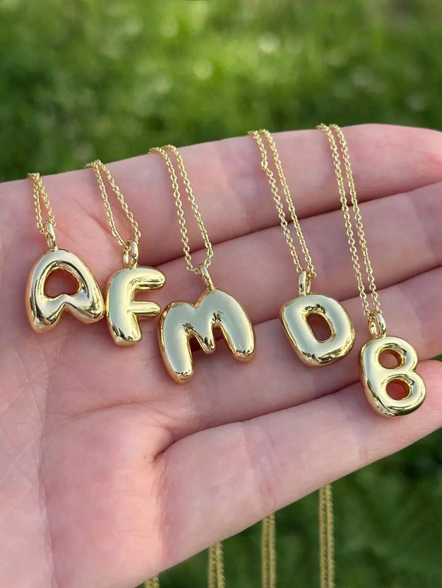 1件时尚精致的金色铜字母泡泡吊坠不锈钢链项链，儿童首饰配饰，节日派对礼物装饰 - 金色 - 查看 1