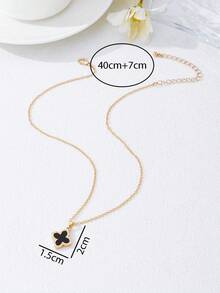 1pc Minimalist Acrylic Four-Leaf Clover Pendant Necklace, Gift For Women On Valentine's Day - Black - View 5