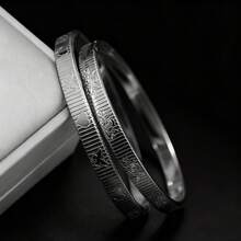 Nuevo brazalete con broche de acero inoxidable, brazalete de lujo de moda, brazalete con forma de huevo grabado y sin decoloración - Plateado - Ver 3