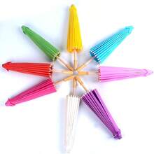 1/5/10pcs Retro White Creative Women's Blank Paper Sunshade Wedding Umbrella - Wooden Handle, No Power Required, Perfect For Weddings, Photo Shoots, Makeup, Parties, Beach Decorations. Wedding Souvenir, Bridesmaid Group Decorative Umbrella, Retro Paper Fan. - White - View 6