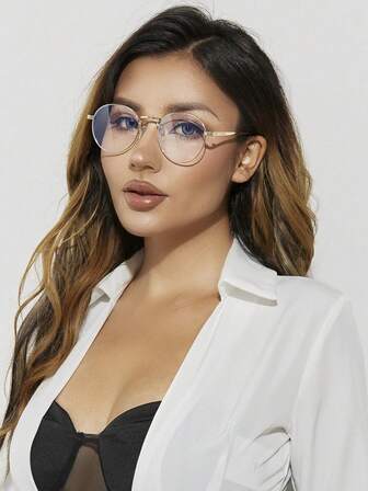 1副女士小框多色个性ins风时尚眼镜，适合街头拍照、热带海滩度假、音乐节、商务约会等场合，是夏季旅行的必备时尚配饰。