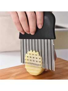 3/1件装不锈钢波浪锯齿切片器，手动非电动厨房工具 - 锋利刀片，适用于土豆、薯条、胡萝卜、苹果、西红柿和沙拉，切片均匀，方便制作零食/正餐，经久耐用防锈，适用于家庭、宿舍和小厨房，厨房必备品，厨房小工具，家居装饰，厨房用品，厨房，情人节礼物 - 彩色 - 查看 3