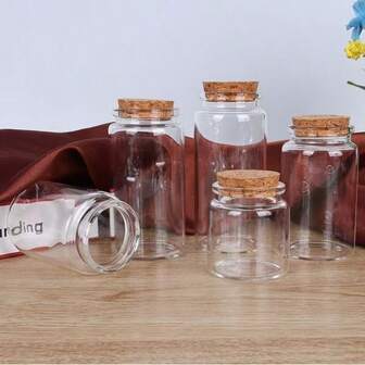 4 st miniglasburkar, 47 mm diameter genomskinliga glasflaskor med träkorkar, genomskinliga burkar med mjuka korklock, lämpliga för provförpackningar, förvaring av föremål, högtidsdekorationer, förvaring av små föremål