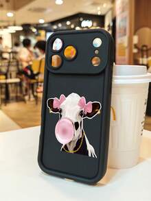 1 pieza Funda de teléfono con diseño de vaca divertida soplando burbujas con lazos rosados y collar dorado en estilo lindo TPU soft case, protección completa antideslizante y anti-caída, compatible con iPhone17 ProMax/16/15/14/13/12/11/Plus/Pro/ProMax, compatible con Galaxy A34/A35/A54/A55, Galaxy S20/S21/S22/S23/S24/S25 Ultra/Plus, compatible con Galaxy/Redmi/Honor/OPPO/ViVo - Marrón - Ver 5