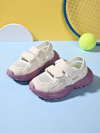 女童露趾凉鞋，新款夏季儿童软底沙滩鞋，镂空运动鞋