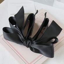 1 Elegant Bow Hair Clip For Women - Available In Solid Black, Red, White, Beige, Brown, Navy Blue, And Deep Burgundy - A Delicate Hair Accessory With Pointed Hooks And Rings, Suitable For Braids, Buns, Ponytails, And High Buns - Durable Hair Clip Suitable For Formal Occasions, Casual Outfits, And As A Hair Accessory - Stylish And Multifunctional Bow Hair Clip For Braids, Buns, Ponytails, And High Buns - Available In Multiple Colors, Including Red - 其中一個顏色一件 - 查看 6