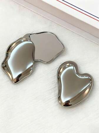 手持式心形化妆镜，迷你便携防碎双面折叠化妆镜