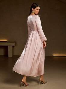 女士优雅百搭闪光长袖超长连衣裙 - 闪亮薄纱面料，A 字廓形，金属纽扣和水晶腰部褶饰，适合情人节、圣诞节、派对和婚礼季节