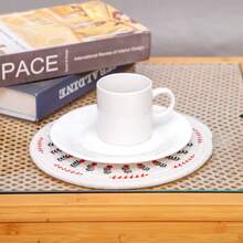 手工编织圆形餐垫套装 - 棉麻材质，耐热、柔软、耐用，饰有可爱花卉图案 - 非常适合放置杯子、碗、锅等。 - 小花 - 查看 3