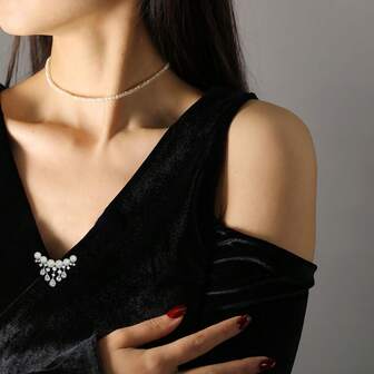 1 pieza Broche de perla con borla minimalista y de moda, Broche de solapa de media luna de strass, Accesorio elegante para traje, abrigo