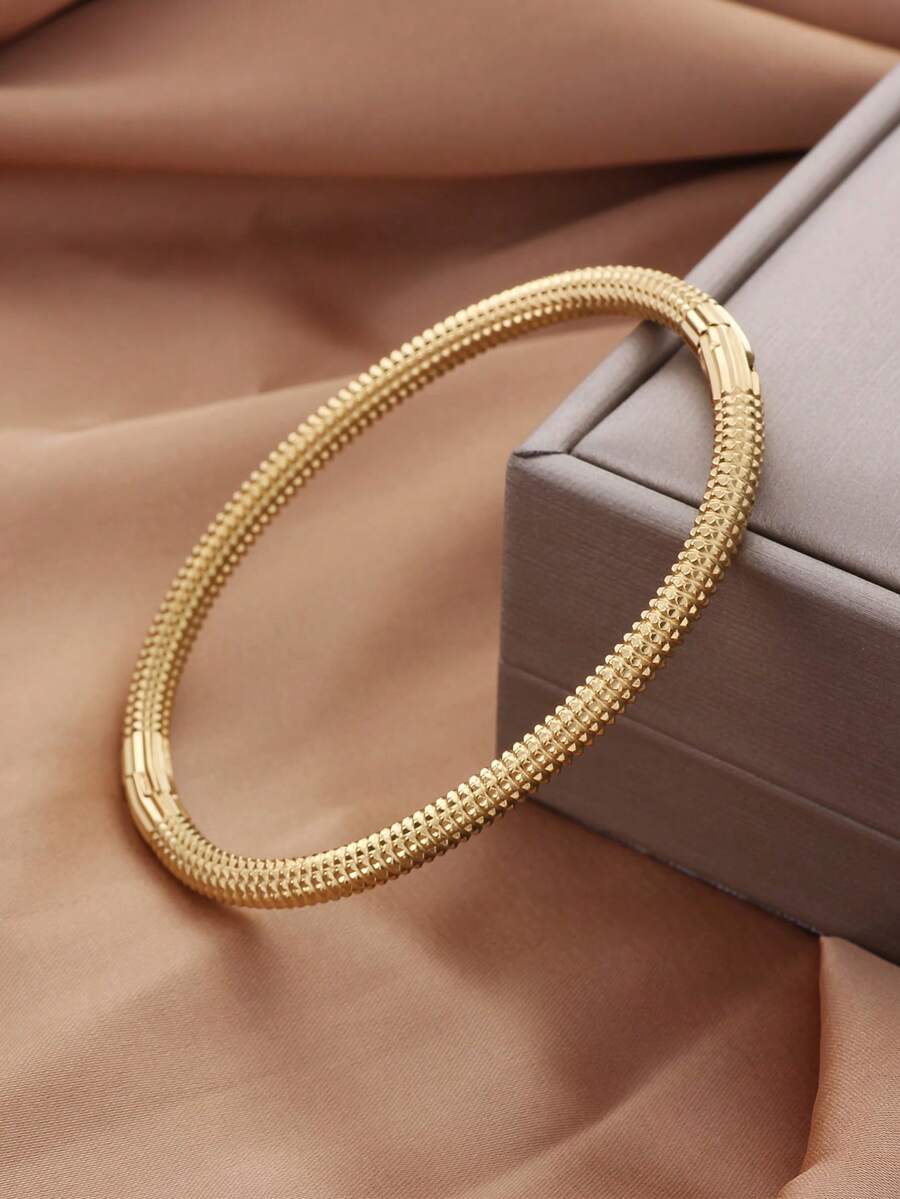 1pc 18K Gold Plated Stainless Steel Spiral Bracelet For Women, Fashionable, Elegant, Waterproof Bangle Suitable For Daily Wear, Vacation, Party And More Occasions - Thread - View 1