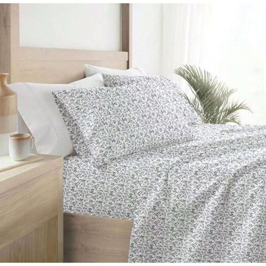 Linen Market - Juego de sábanas de 4 Piezas, Estampado, tamaño ,  Sage(Queen Burst of Vines azul marino) - Multicolor - Ver 1