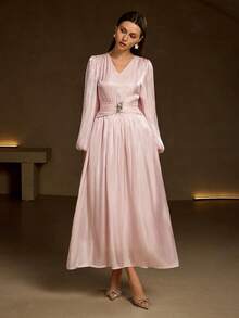 女士优雅百搭闪光长袖超长连衣裙 - 闪亮薄纱面料，A 字廓形，金属纽扣和水晶腰部褶饰，适合情人节、圣诞节、派对和婚礼季节