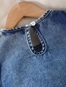 Girls Casual Loose Denim Dress With 3D Beaded Bow, Elegant Solid Color Denim Dress For Little Girls - Dark Wash - View 9
