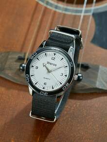 1块圆形黑色石英表，休闲简约，适合日常佩戴，也可作为生日/新年/毕业礼物或派对礼品。 - 黑色 - 查看 1