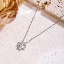 New Four Peach Heart Combination Flower Necklace Versatile Refraction Clover Clavicle Chain - 銀色 - 查看 3