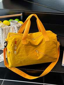 Borsa fitness piccola unisex Sanrio, borsa da viaggio all'aperto, borsa con scomparti asciutto e bagnato con chiusura lampo, borsa a tracolla aderente, borsa per mamme per viaggi di lavoro e shopping, borsa per fitness e accessori scolastici