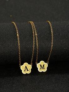 1pc Delicate Five-Leaf Flower Decor Letter Pendant Necklace, Children's Jewelry Set, Gift For Family, Friends, Party Companion, Souvenir - Gold - View 2