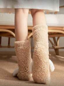 1双女士保暖毛绒防滑袜，万圣节配饰，圣诞节礼物，毛绒袜，冬季家居拖鞋 - 卡其色 - 查看 3