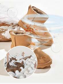 Multi-Purpose Suede And Snow Boot Cleaning Wipes, Suitable For Cleaning Suede And Snow Boots In Autumn And Winter. These Wipes Provide Care And Color Enhancement Without The Need For Washing. Perfect As A Holiday Gift For Family And Friends, Or As A Christmas Gift, Christmas Decoration, Or New Year's Gift. (New And Old Styles Will Be Shipped Randomly.)