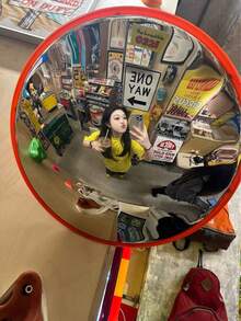 优雅装饰艺术风格凸面圆镜 - 全塑料壁挂式镜，适合在客厅和卧室营造时尚的自拍氛围，也适合门厅装饰，以及与家人朋友拍摄照片、视频和集体自拍（购买前请注意尺寸）。 - 彩色 - 查看 5