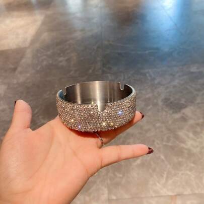 1pc Sparkling Crystal Ashtray, Stainless Steel Round Design, Non-Slip Base, Suitable For Car, Living Room, Office, Bedroom - Elegant Home Decor Gift, Room Decoration, Home Furnishing. The Image Shown Is The Actual Product.