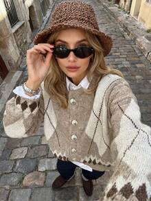 Women's Color-Block Diamond-Patterned Top, Round-Neck Long-Sleeved Button-Up Sweater, Casual And Fashionable Streetwear, Suitable For All Seasons And Highly Popular, Cardigan Women, Women's Outwear Tops