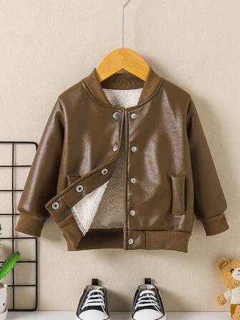 男婴休闲柔软保暖棒球外套，保暖、柔软、易于打理，非常适合男婴户外玩耍和日常活动，秋冬季穿着。