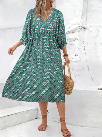 ชุดเดรสแบบเอวผูกคอวีลายดอกไม้จิ๋วแบบคาสูลสไตล์ยุโรปทั่วไปใส่ในชีวิตประจำวัน