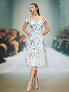 Mgiacy Off-Shoulder Spaghetti Strap Striped Mesh High-End Evening Gown - Blue and White - View 3