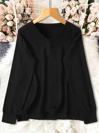 女士时尚镂空显瘦优雅毛衣，针织套头衫，百搭打底衫，长袖宽松版型，适合秋冬季穿着