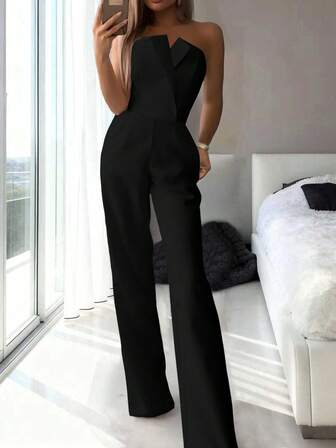 Enfärgad, axelbandslös, elegant och chic rak jumpsuit för kvinnor