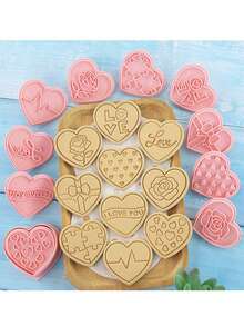 10 pièces Ensemble de découpoirs à biscuits en forme de cœur - Moules à biscuits 3D gaufrés pour la fête des mères, la fête des pères, la Saint-Valentin, Noël, Halloween, Thanksgiving - Outils de cuisson en polypropylène pour gâteaux, fondants - Cadeau de mariage idéal, kit de confection de biscuits de fête | Ensemble de découpoirs à biscuits décoratifs | Designs de découpoirs à biscuits détaillés, fête de la Saint-Valentin, décoration de la maison, cadeaux de la maison - Rose bonbon - Voir 2