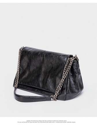 新款秋冬女士大容量时尚链条单肩包，多功能油蜡皮通勤手提包，带链条，拉链绗缝单肩手提包