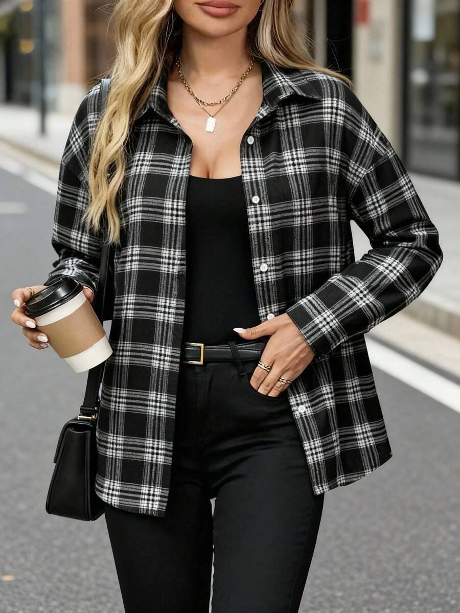 女士格子宽松衬衫，适合秋冬季节，翻领单扣复古风，百搭显瘦上衣，适合办公和休闲场合，黑色春季款