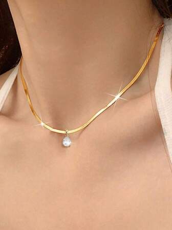 1 pieza Collar con colgante de cadena de clavícula chapada en oro de 18K con hoja de acero inoxidable y cúbico de circonita para bodas, fiestas, Día de San Valentín, Navidad, regalo perfecto para ocasiones festivas