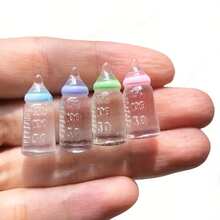 Bộ đồ trang trí nhà búp bê gồm 1 bộ, bao gồm yếm ăn mini, núm vú giả, bình sữa, đạo cụ cảnh thu nhỏ và đạo cụ chụp ảnh, tất cả đều rất chân thực. Hiệu quả kết hợp cảnh thu nhỏ rất tuyệt vời. - Nhiều màu - Xem 4