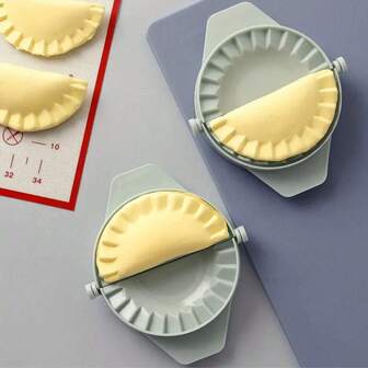 Easy Manual Dumpling Mold - Ideal For Family Gatherings And Holidays Such As Halloween, Christmas, Easter, Valentine's Day And Thanksgiving. This Dumpling Mold Makes Pressing And Cutting Easy, Allowing You To Create Perfect Dumplings, Pies And Pastries.