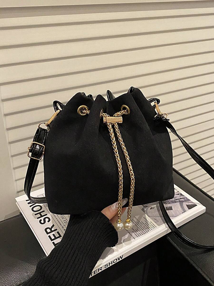 迷你新款时尚草编金链抽绳水桶包沙滩包 - 黑色 - 查看 1