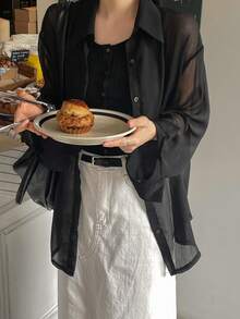 ELVA 女士纯色透视长袖翻领衬衫，简约时尚，常规版型，无弹力，优雅半透明领口衬衫，常规下摆，采用轻盈面料和常规袖长设计，适合秋冬季女士休闲穿着，也适合情人节、新年、春节、约会、办公、商务场合。 - 黑色 - 查看 12