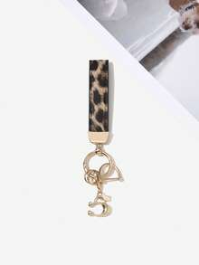Leopard Print Car Key Chain With Gold Letter C, Best Choice As Gift For Family And Friends, Fashionable Car Key Chain, Key Holder, Comes With A Small Screwdriver Tool - Leopard Print Buckle + Gold Letter C - View 3