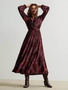 Rusttydustty فستان نسائي أنيق بطبعة زهرية ريترو ذو ياقة عالية وأكمام طويلة، بطبعة مخملية باللون البرغندي، مناسب للموسم الانتقالي بين الخريف والشتاء