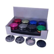 Manual Drum Shape Herb & Spice Grinder - 4 Piece Portable & Durable Aluminum Grinder With Trapezoid Teeth | For Herbs, Spices, Coffee, Tea | Compact For Home, Office, Travel | 8 Colors & Rainbow Collection - Nhiều màu - Xem 1