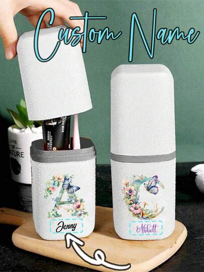 Portacepillos de dientes personalizado, con nombre/texto personalizado, color rosa claro, decorado con patrones florales y de mariposas | Estante para pasta de dientes y vaso de enjuague, portacepillos de dientes portátil, caja de almacenamiento de cuidado oral de gran capacidad | Elegante neceser, regalo ideal de viaje para hombres y mujeres, regalo de cumpleaños/aniversario, adecuado para actividades al aire libre, vacaciones, estuche de viaje para cepillo de dientes, equipo de higiene al aire libre, caja de almacenamiento de moda, duradera, accesorios sanitarios, opción ideal para entusiastas del aire libre.