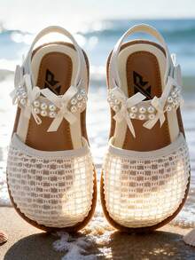 2024 Summer New Girls Princess Style Sweet Lace Hollow Pearl Bow Hook And Loop Sandals, Beige Faux Leather Lace Material Breathable Comfortable Easy To Wear, Essential For Daily Wear, Campus, Party, Summer Outings, Popular Trending Girls Sandals, Fashionable Design Children Princess Sandals, Soft Sole Non-Abrasive, Ideal Holiday Gift Sandals - Beige - View 14