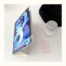 兼容第十代 iPad，采用双面全彩印刷，配备高透明亚克力背板和笔槽。兼容 iPad A16 保护壳，兼容第九代 iPad（10.2 英寸），兼容 iPad Air 11 (M3)，兼容 iPad Air 11 (M2)。轻薄智能平板电脑保护壳，带三折支架，兼容 Redmi Pad SE 11 英寸、MatePad SE 11 英寸 2024/MatePad 11.5 S。 - 無色 - 查看 5