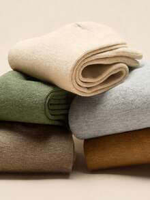 1/5 双随机男士纯色保暖舒适休闲商务中筒袜