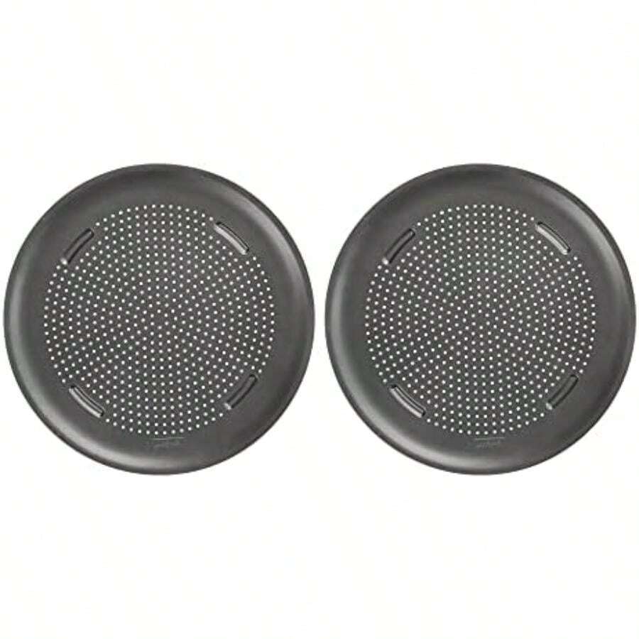GoodCook AirPerfect - Juego de 2 bandejas de pizza antiadherentes para horno, sartén redonda perforada, bandeja de acero carbono, rebanadas caseras, congeladas y sobrantes(Gris 15.75" (2 Packs)) - Multicolor - Ver 1