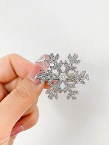 2/8pcs Snowflake Hair Clips, Elegant Hair Accessories For Girls In Winter, Best Decor For Holiday Parties - Multicolor - View 4