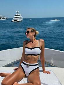 1 Set Women's Black & White Floral Print Halter Bikini Swimsuit With Detachable Straps, Elegant Beach Outfit - Black and White - View 3